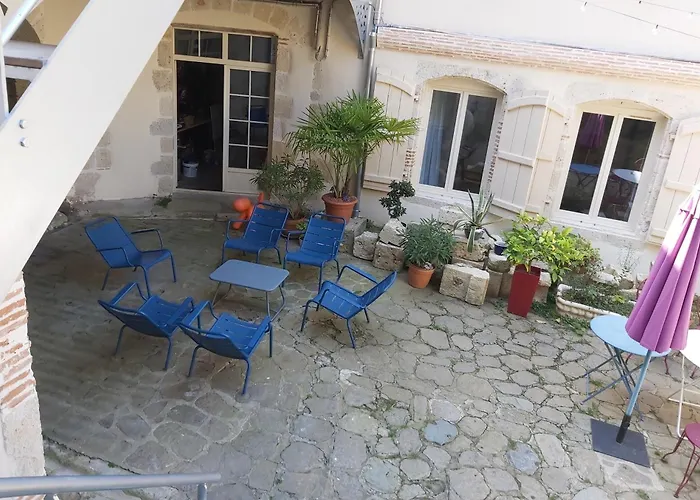 Hyper Centre - 60m² Avec Piscine Chauffee * Agen