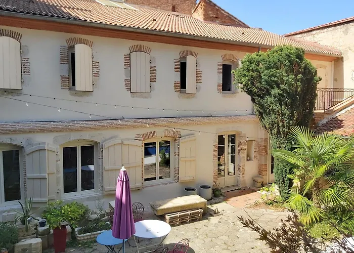 Hyper Centre - 60m² Avec Piscine Chauffee * Agen